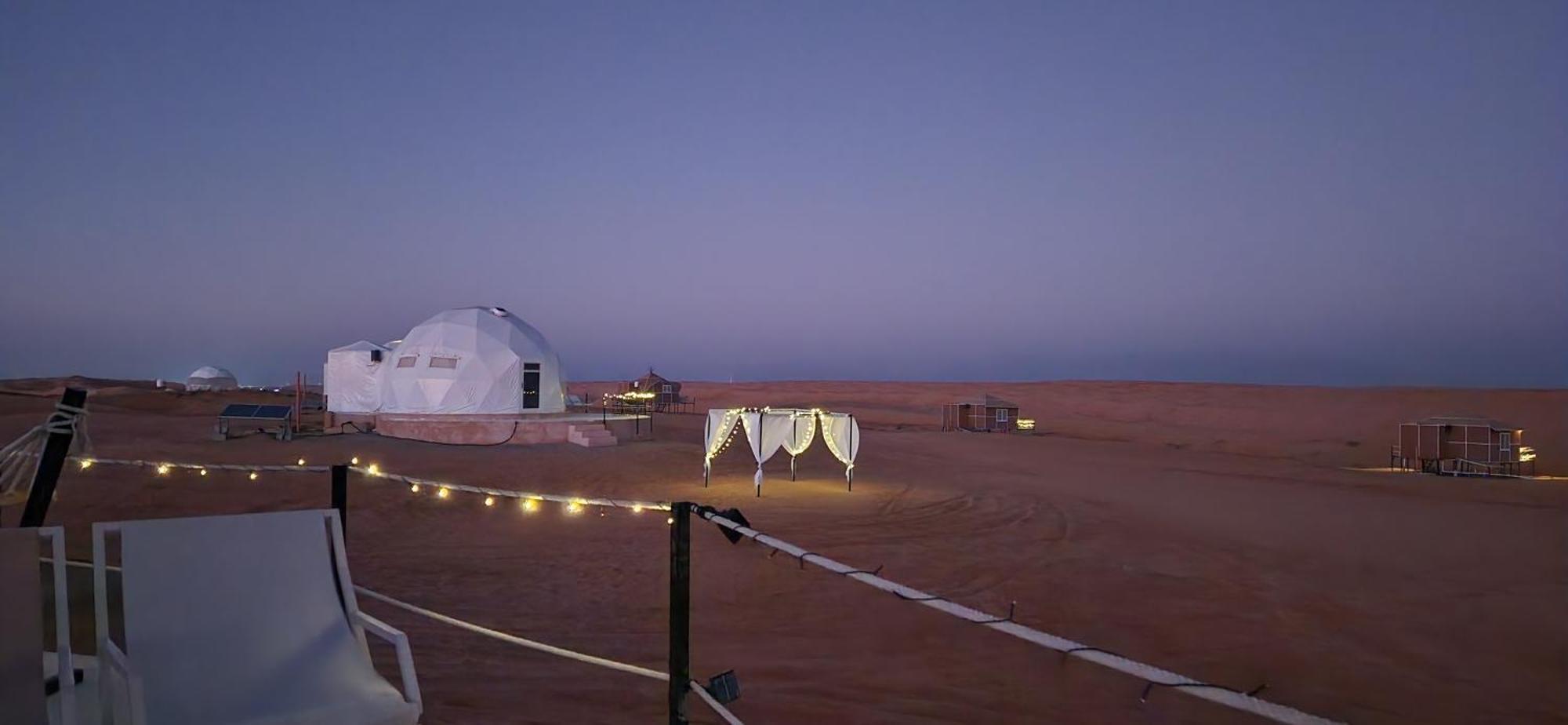מלון Badīyah Milky Way Domes מראה חיצוני תמונה